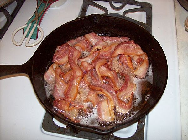 Name:  frying-bacon.jpg
Views: 166
Size:  55.9 KB
