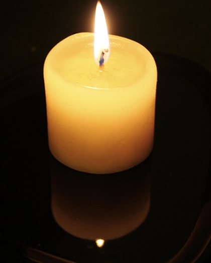Name:  candle-flame-and-reflection.jpg
Views: 251
Size:  25.8 KB