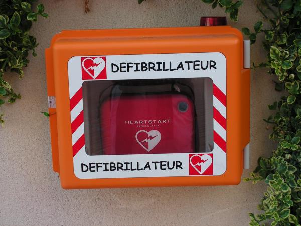 Name:  Street-defibrillator.jpg
Views: 446
Size:  45.1 KB