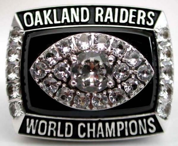 Name:  1977-Oakland-Raiders-Super-Bowl-Ring-9477-67551.jpg
Views: 16
Size:  56.5 KB
