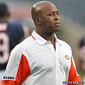 Click image for larger version

Name:	LovieSmith_inside082508(2).jpg
Views:	406
Size:	19.7 KB
ID:	29138093